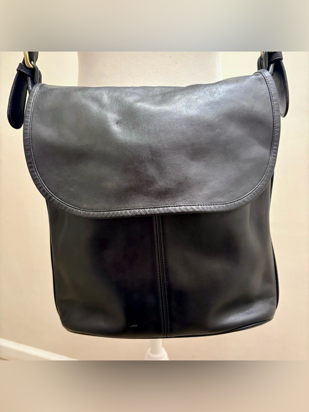 Vintage Coach Courier Messenger Bag Black Glove Tanned Leather Crossbody, 1990s